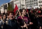 Greece Education Protest - एथेंस की सड़कों पर 10 हजार छात्र और शिक्षक, वेतन वृद्धि और शिक्षा बजट बढ़ाने की मांग