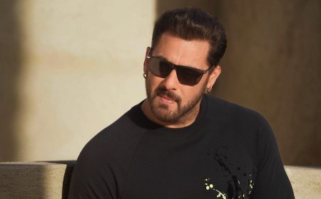 Salman Khan Security Breach: इवेंट में अनजान शख्स की अचानक हरकत से भड़के सलमान खान, बॉडीगार्ड्स ने तुरंत बाहर निकाला