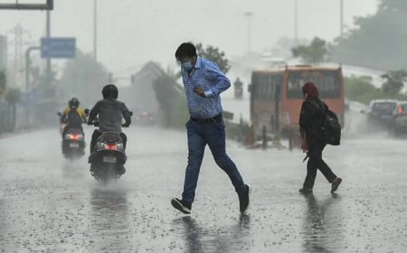 दिल्ली-एनसीआर में बदला मौसम का मिजाज: बादलों के डेरे के साथ बारिश और ठंडी हवाओं की दस्तक, IMD ने जारी किया ऑरेंज अलर्ट