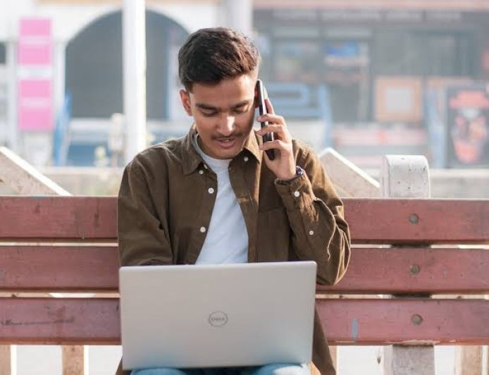 Tech Corporate Reality: बिना काम किए 2 साल तक मिले 4.5 करोड़ रुपये, टेक दिग्गज कंपनी के कर्मचारी का दावा- 'सपना नहीं, बुरे सपने जैसा था'