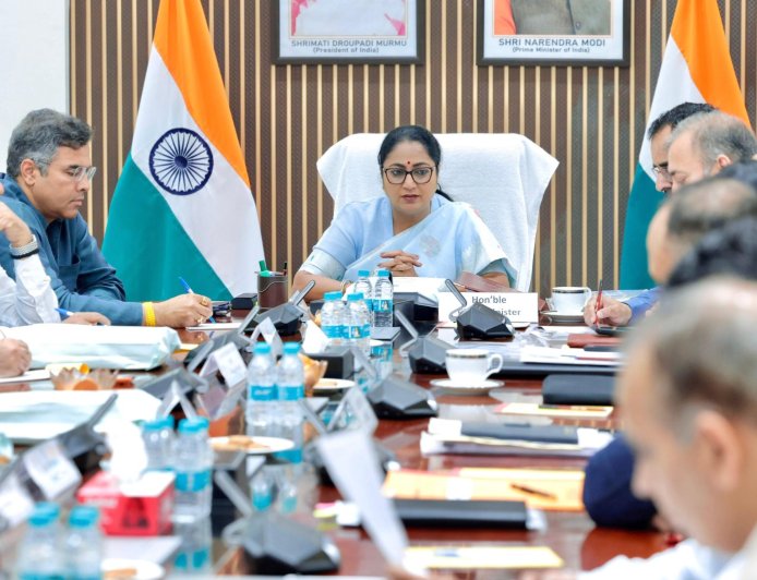 दिल्ली कैबिनेट का बड़ा फैसला: 'गो-दिल्ली फाउंडेशन' को मिली हरी झंडी, स्टार्टअप्स और युवाओं के लिए 50 करोड़ का फंड मंजूर