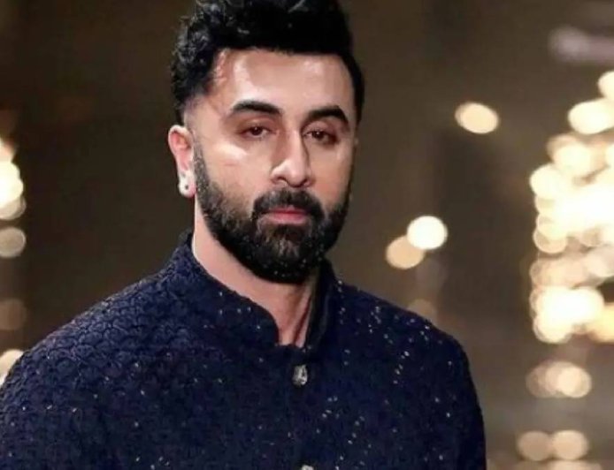 Ranbir Kapoor Statement - कोलकाता में दशहरा कार्यक्रम के बयान पर रणबीर कपूर ने मांगी माफी, चेन्नई में दी सफाई