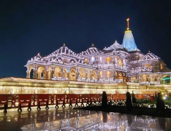 Ayodhya Deepotsav - राम मंदिर परिसर में जलेंगे 3 लाख से अधिक दीये, 16 मंदिरों में होगी भव्य फूलों की सजावट